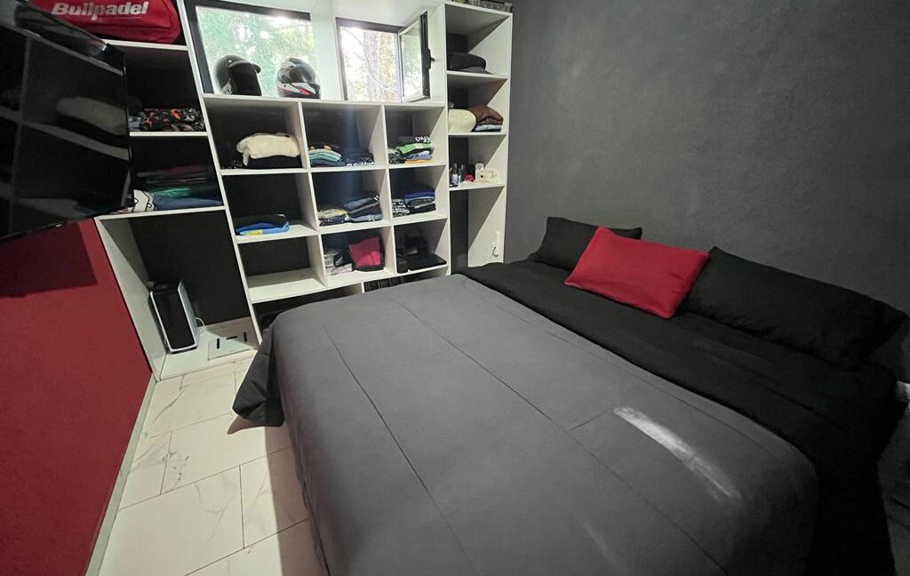 3f0516f8-8aa8-4387-9bd7-e050de076b8d